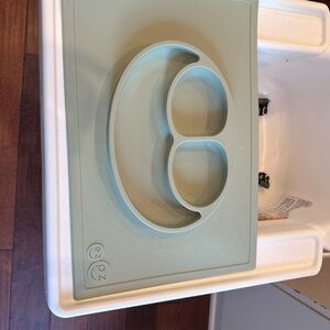 EZPZ Silicone Suction Plate in Sage Green